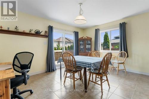 4867 John Street, Lincoln, ON - Indoor Photo Showing Dining Room