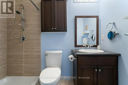 4867 John Street, Lincoln, ON - Indoor Photo Showing Bathroom