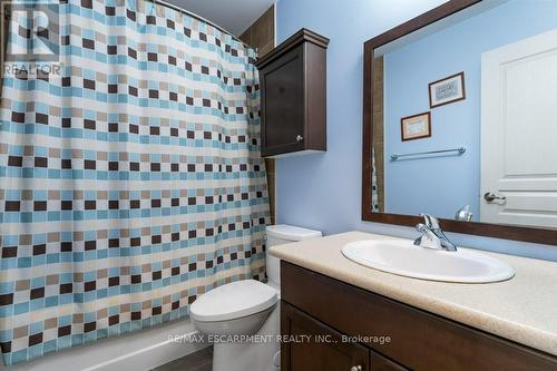 4867 John Street, Lincoln, ON - Indoor Photo Showing Bathroom