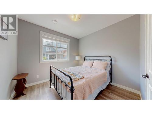 2450 Radio Tower Road Unit# 13, Oliver, BC - Indoor Photo Showing Bedroom