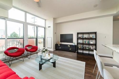 Virtually Staged - 427 Aberdeen Avenue|Unit #104, Hamilton, ON - Indoor Photo Showing Living Room