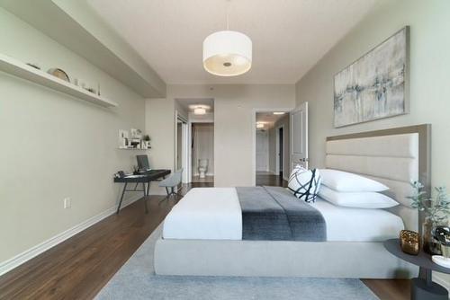 Virtually Staged - 427 Aberdeen Avenue|Unit #104, Hamilton, ON - Indoor Photo Showing Bedroom