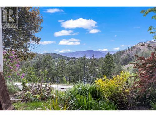 302 Upper Canyon Drive, Kelowna, BC - Outdoor With View
