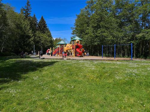 6812 Rhodonite Dr, Sooke, BC - Outdoor