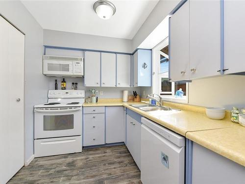 6812 Rhodonite Dr, Sooke, BC - Indoor Photo Showing Kitchen With Double Sink