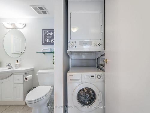 101-22 Western Battery Rd, Toronto, ON - Indoor Photo Showing Laundry Room