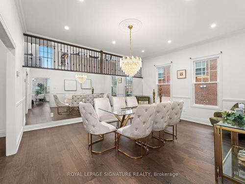 4 Kittredge Crt, Richmond Hill, ON - Indoor Photo Showing Dining Room