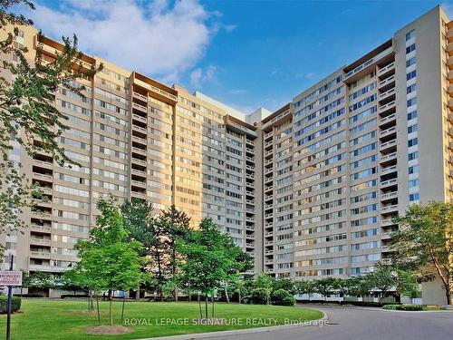 1407-3590 Kaneff Cres, Mississauga, ON - Outdoor With Balcony With Facade
