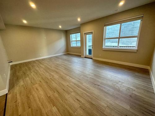 106-2648 Tranquille Rd, Kamloops, BC - Indoor Photo Showing Other Room