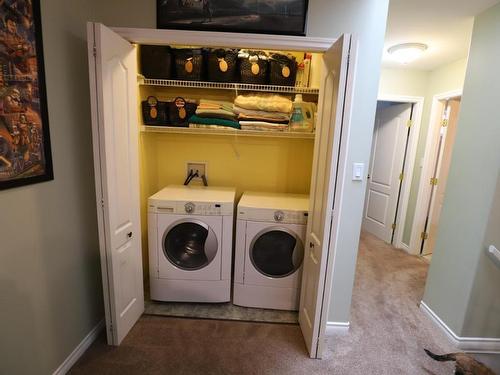 16-1749 Menzies Street, Merritt, BC - Indoor Photo Showing Laundry Room