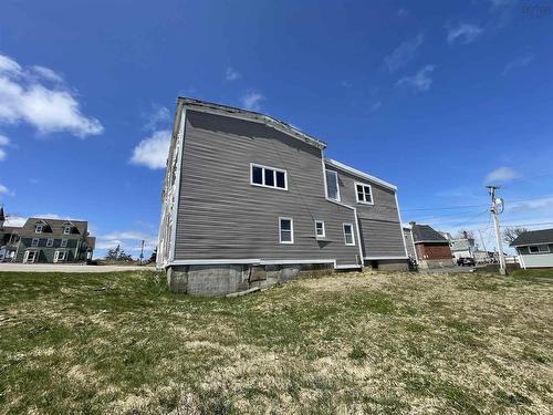 7531 Main Street, Louisbourg, NS 