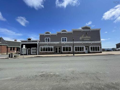 7531 Main Street, Louisbourg, NS 