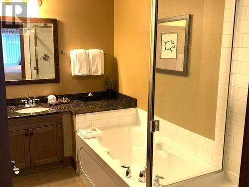 1200 Rancher Creek Road Unit# 434C, Osoyoos, BC - Indoor Photo Showing Bathroom