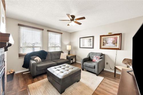 1339 Hazel Mccleary Drive, Oakville, ON - Indoor Photo Showing Living Room