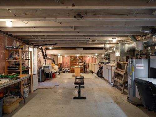 1397 Kingsview Rd, Duncan, BC - Indoor Photo Showing Basement