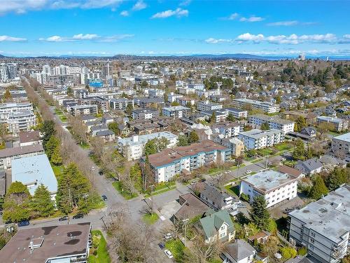 408-1012 Collinson St, Victoria, BC - Outdoor With View