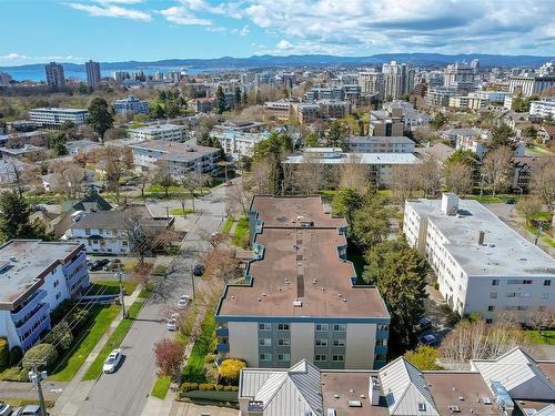 408-1012 Collinson St, Victoria, BC - Outdoor With View