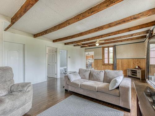 Salon - 1741  - 1743 Rue Notre-Dame, Saint-Sulpice, QC - Indoor Photo Showing Living Room