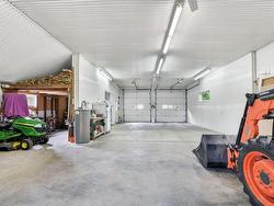 Garage - 