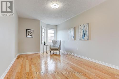 35 Nottingham Drive, Richmond Hill, ON - Indoor Photo Showing Other Room