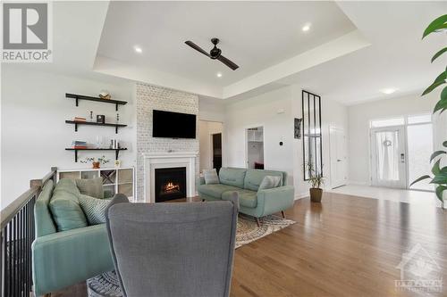 307 Johnny Porter Drive, Ottawa, ON - Indoor Photo Showing Living Room With Fireplace