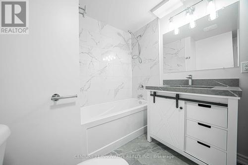 50 Everingham Circle, Brampton, ON - Indoor Photo Showing Bathroom
