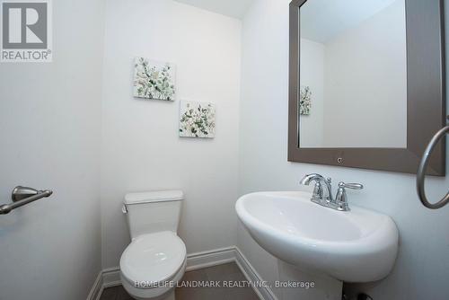 43 - 260 Royalton Common, Oakville, ON - Indoor Photo Showing Bathroom