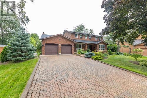 2123 Kawartha Crescent, Mississauga, ON - Outdoor With In Ground Pool With View