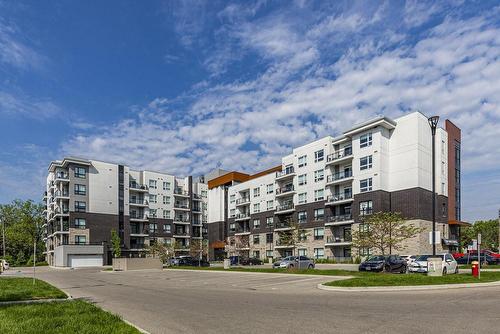 320 Plains Road|Unit #517, Burlington, ON - Outdoor With Balcony With Facade