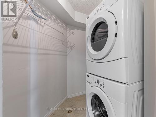 2003 - 7 Concorde Place, Toronto, ON - Indoor Photo Showing Laundry Room