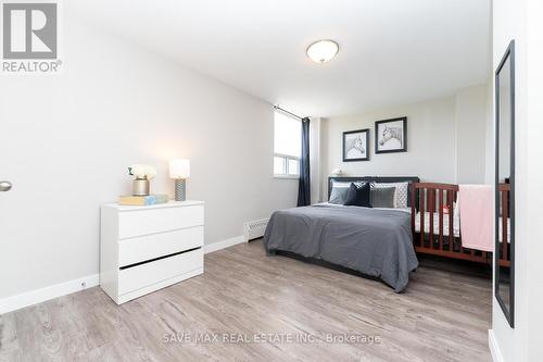 412 - 3311 Kingston Road, Toronto, ON - Indoor Photo Showing Bedroom