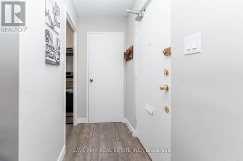 412 - 3311 Kingston Road, Toronto, ON - Indoor Photo Showing Other Room