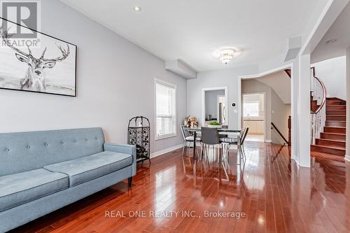 48 Stoneheath Crescent, Markham, ON - Indoor