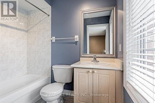 48 Stoneheath Crescent, Markham, ON - Indoor Photo Showing Bathroom