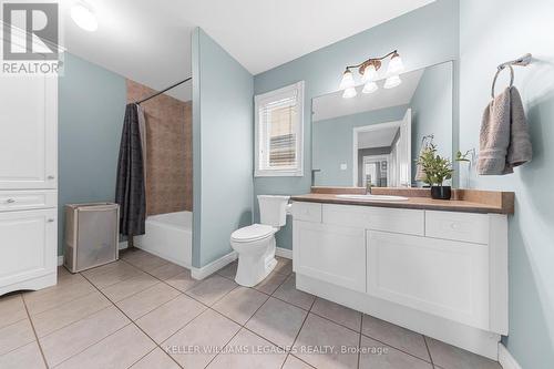 65 Highland Terrace, Bradford West Gwillimbury, ON - Indoor Photo Showing Bathroom