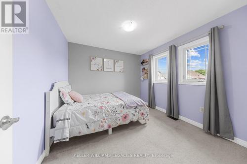 65 Highland Terrace, Bradford West Gwillimbury, ON - Indoor Photo Showing Bedroom