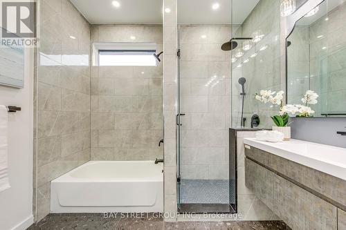 20 Rochdale Avenue, Toronto (Caledonia-Fairbank), ON - Indoor Photo Showing Bathroom