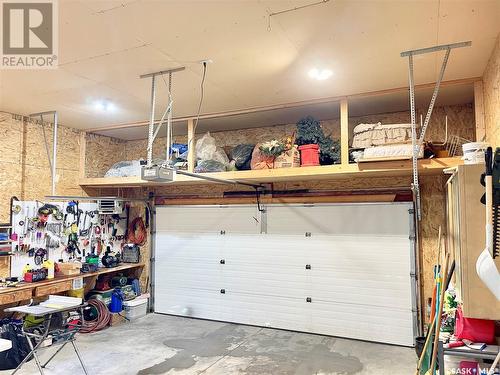 352 Bendel Crescent, Martensville, SK - Indoor Photo Showing Garage