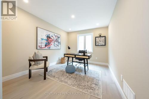 394 East Avenue, Toronto, ON - Indoor