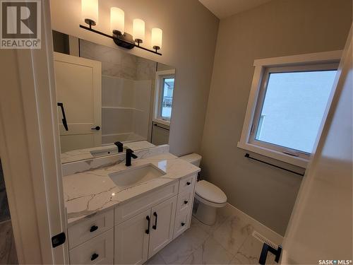 104 Thakur Street, Saskatoon, SK - Indoor Photo Showing Bathroom