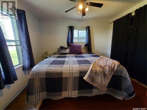 40 7Th Avenue Ne, Swift Current, SK - Indoor Photo Showing Bedroom