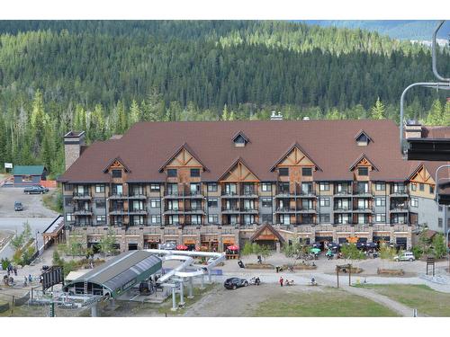 303 - 1549 Kicking Horse Trail, Golden, BC - Outdoor
