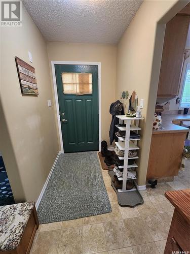 225 3Rd Street, North Weyburn, SK - Indoor Photo Showing Other Room