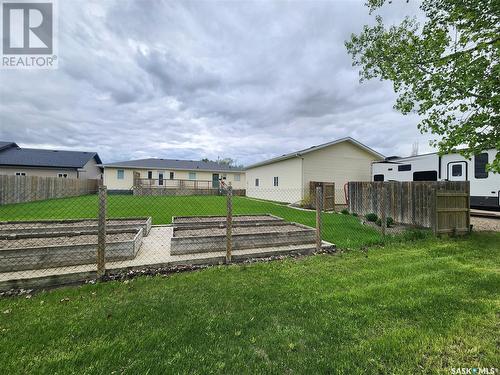 225 3Rd Street, North Weyburn, SK - Outdoor