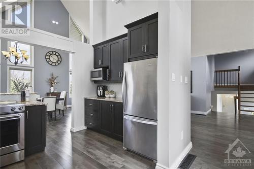 1700 Lakeshore Drive, Greely, ON - Indoor Photo Showing Kitchen