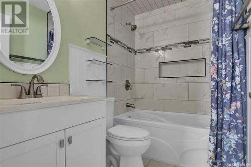 83 Noonan Road, Regina, SK - Indoor Photo Showing Bathroom