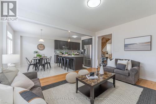 36 Northhill Avenue, Cavan Monaghan, ON - Indoor Photo Showing Living Room