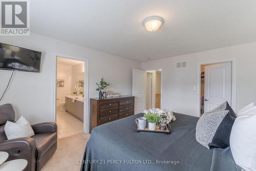 36 Northhill Avenue, Cavan Monaghan, ON - Indoor Photo Showing Bedroom