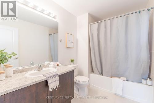 36 Northhill Avenue, Cavan Monaghan, ON - Indoor Photo Showing Bathroom