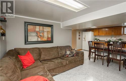 156 Ridge Street, Hamilton, ON - Indoor Photo Showing Living Room